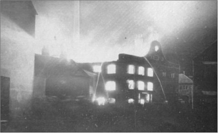 Fire at Walkers 1908 (Ross)