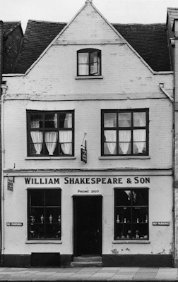 William’s Gothic shop 91<br>High Street  in 1958